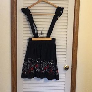 Disney’s Alice in Wonderland jumper